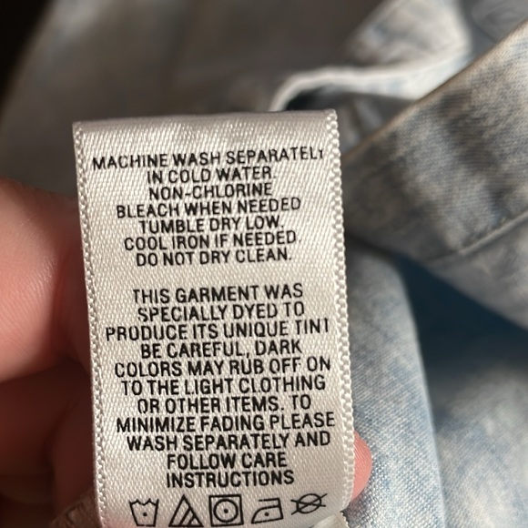 Bullhead Black Small Button Up Chambray Blue Stretchy Long Sleeve Top - Picture 8 of 8